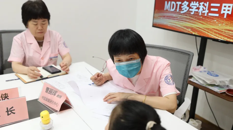 中国康复研究中心曹丽辉教授会诊火热进行中，直击儿童发育难题......再次掀起暑期就诊热潮！